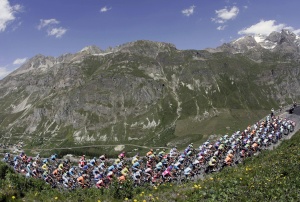 Piatkovú 19. etapu Tour de France vyhral Brit Cavendish